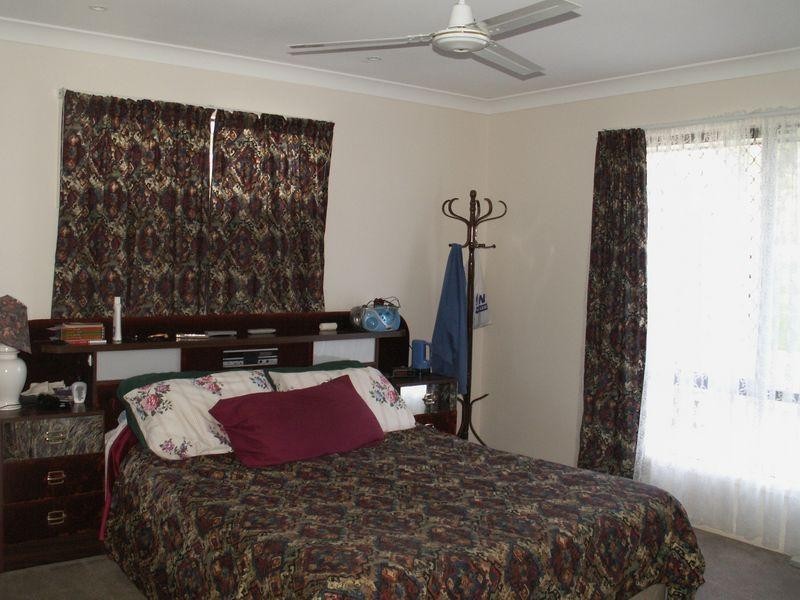 13 Rutherford Road, Withcott QLD 4352