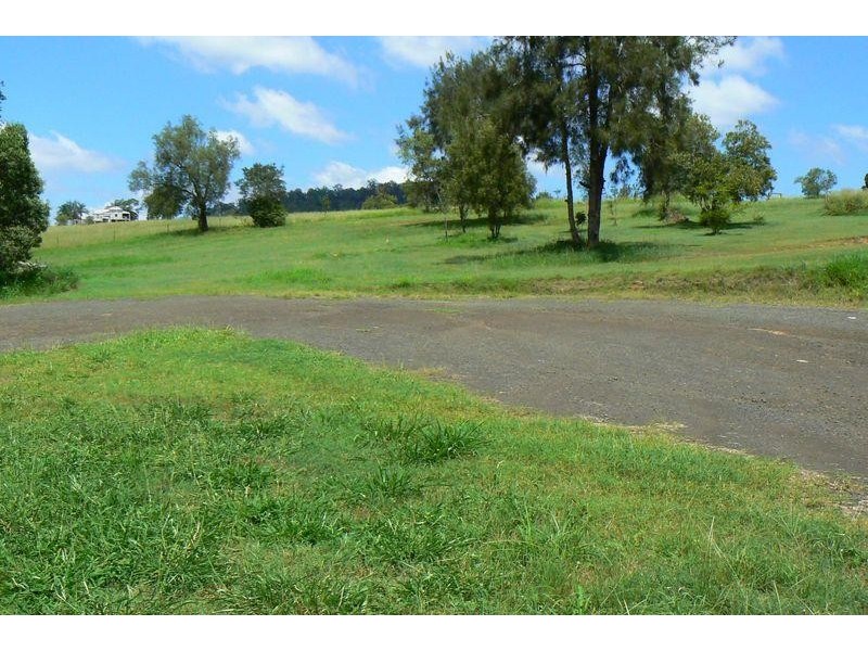 9 Belah Court, Withcott QLD 4352