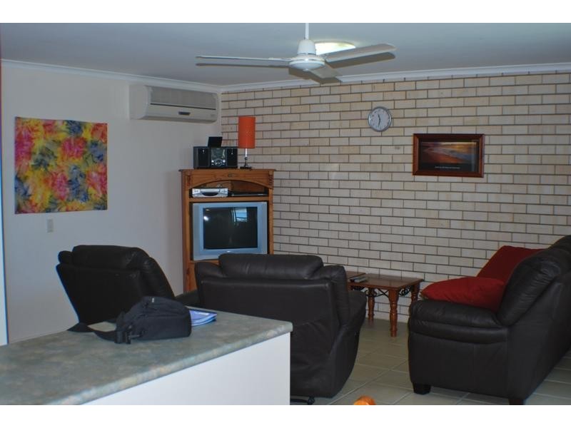 Unit 11/92 Scenic Highway SANDPIPER, Yeppoon QLD 4703