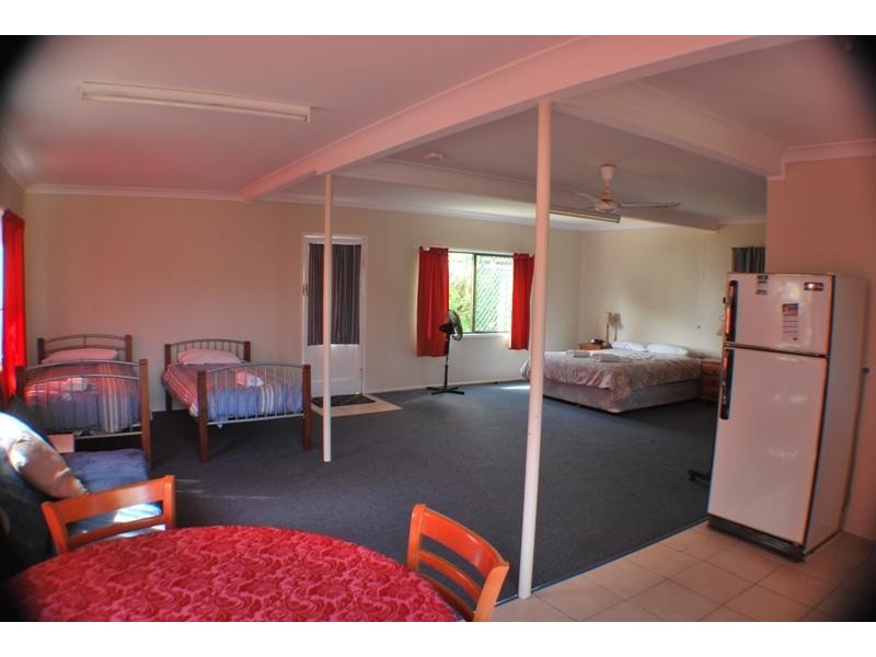 11 Ocean Parade, Yeppoon QLD 4703