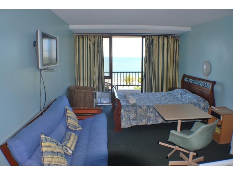 Unit 407/4 Adelaide Street BAYVIEW TOWERS, Yeppoon QLD 4703