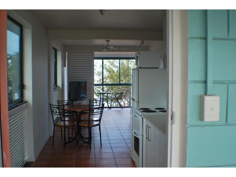 Unit 9/16 Anzac Parade BAY VACATIONER, Yeppoon QLD 4703