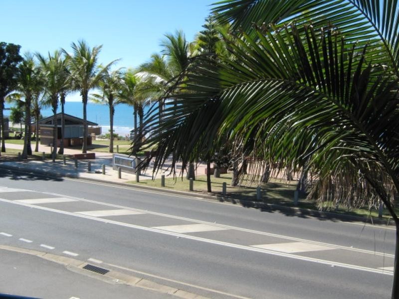 Unit 5/16 Anzac Parade BAY VACATIONER, Yeppoon QLD 4703