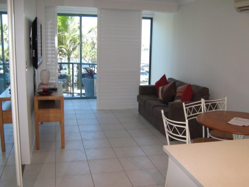 Unit 5/16 Anzac Parade BAY VACATIONER, Yeppoon QLD 4703