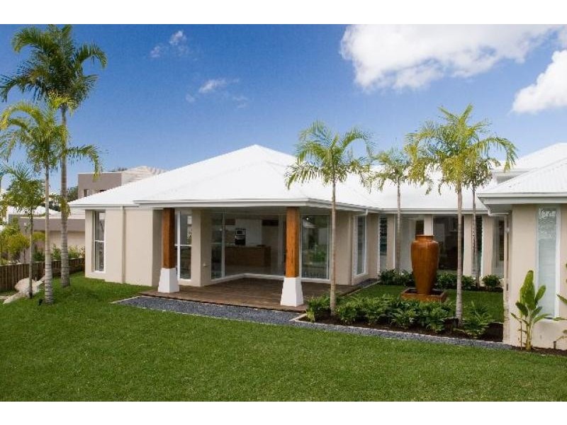 13 Barrington Ct, Pacific Heights QLD 4703