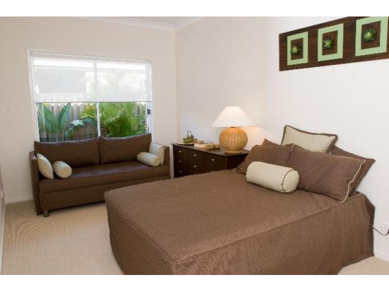 13 Barrington Ct, Pacific Heights QLD 4703