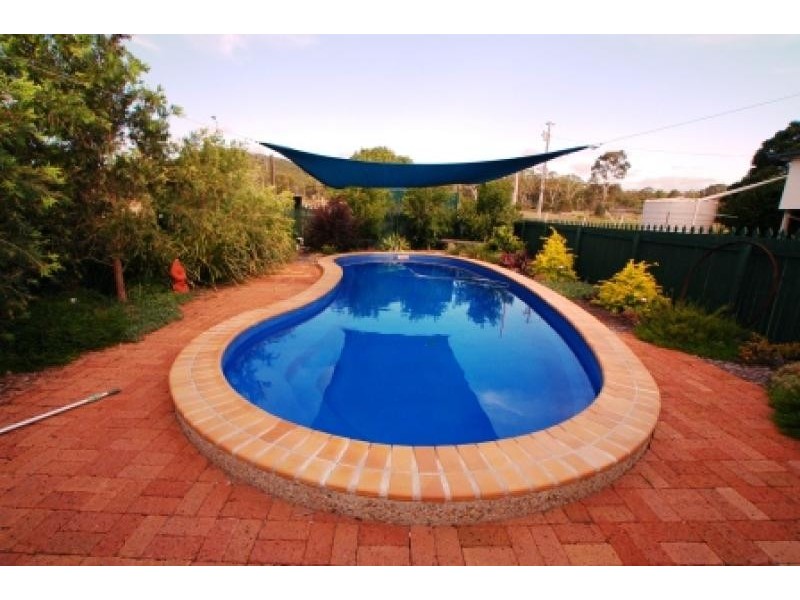 142 Peckovers Rd, Cawarral QLD 4702