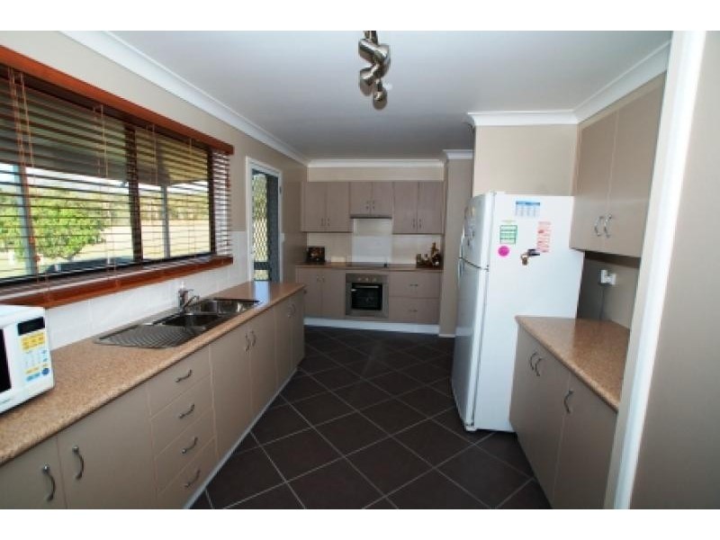 142 Peckovers Rd, Cawarral QLD 4702