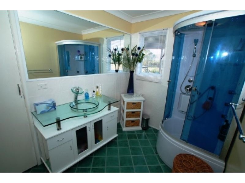 142 Peckovers Rd, Cawarral QLD 4702