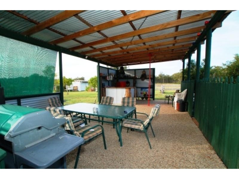 142 Peckovers Rd, Cawarral QLD 4702