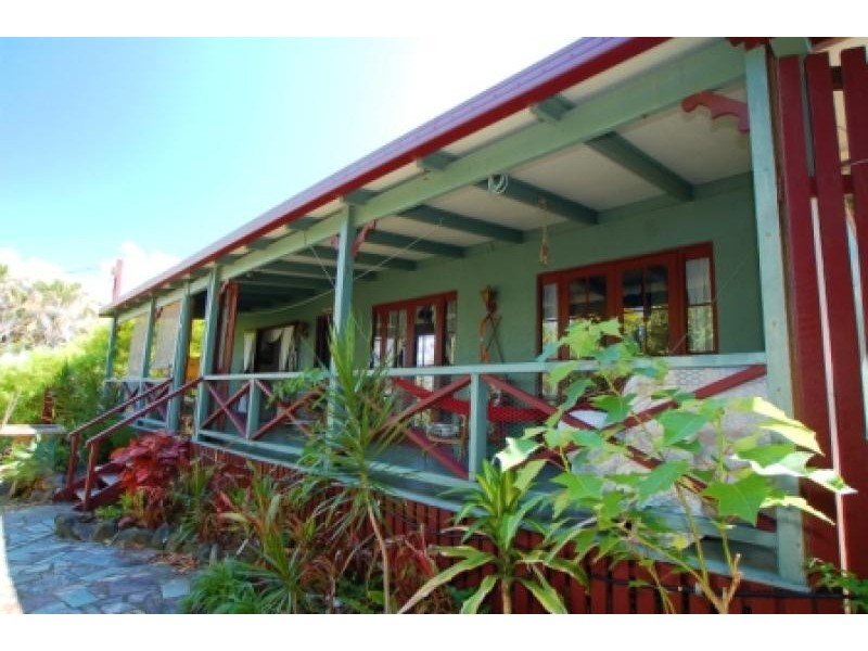 19 TAYLOR ST, Keppel Sands QLD 4702