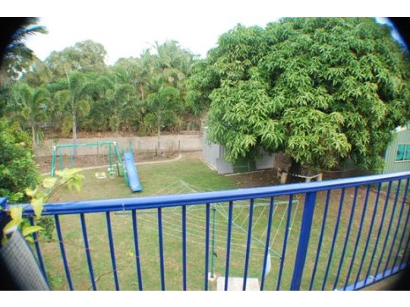 4 Percy Ford, Cooee Bay QLD 4703