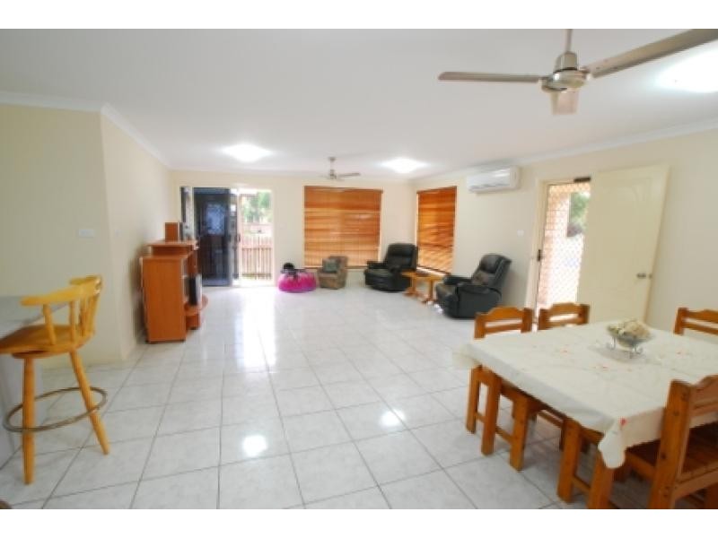 24 Limpus Ave, Keppel Sands QLD 4702