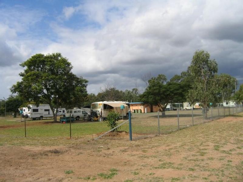 26 Cairns St, Dingo QLD 4702