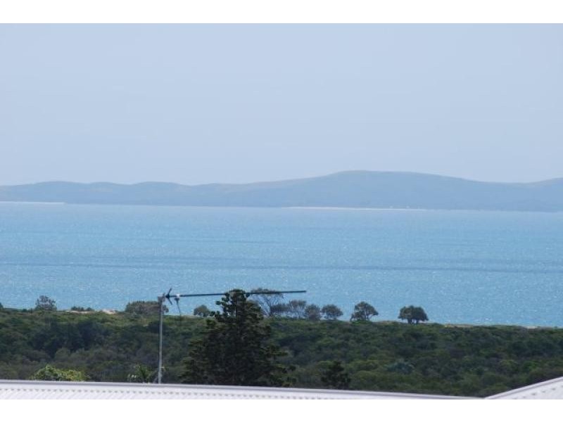 12 Pacific Vista Cl, Yeppoon QLD 4703