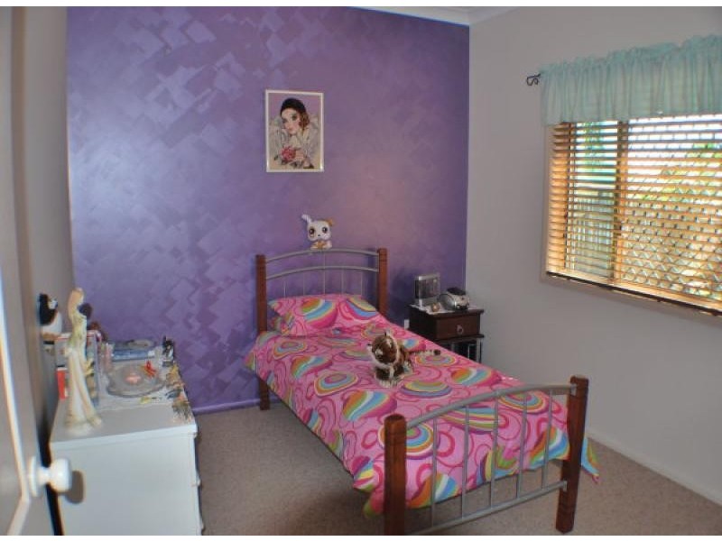 4 Sunset Crt, Yeppoon QLD 4703