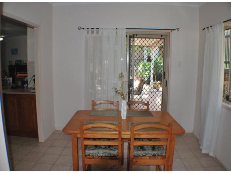 4 Sunset Crt, Yeppoon QLD 4703