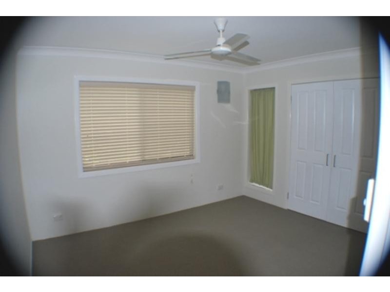 Unit 1/90 Matthew Finders Drive, Cooee Bay QLD 4703
