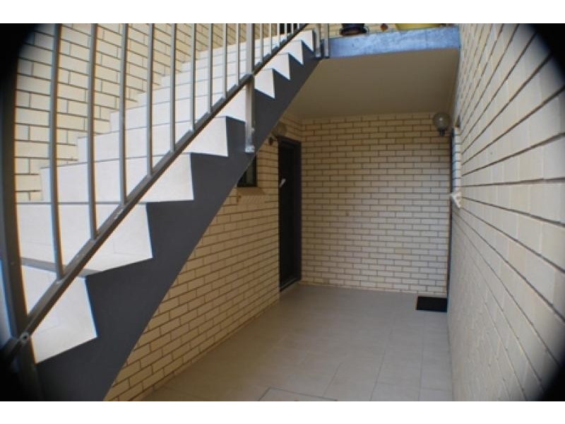 Unit 1/90 Matthew Finders Drive, Cooee Bay QLD 4703