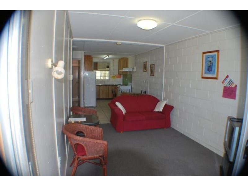 Unit 8/16 Anzac Parade, Yeppoon QLD 4703