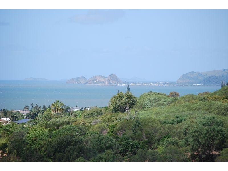 18 Pacific Vista Close, Yeppoon QLD 4703