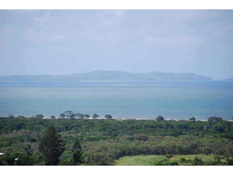18 Pacific Vista Close, Yeppoon QLD 4703