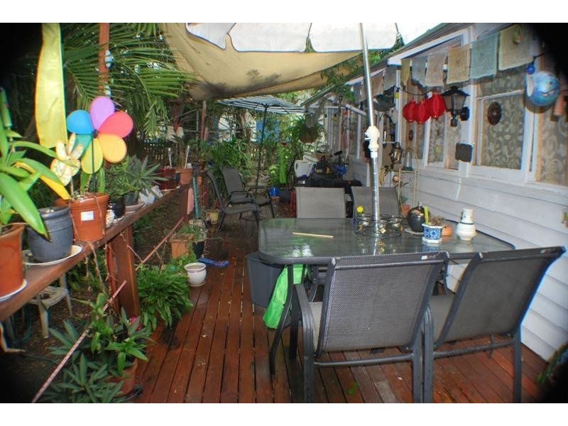 17 Emu Street, Emu Park QLD 4710