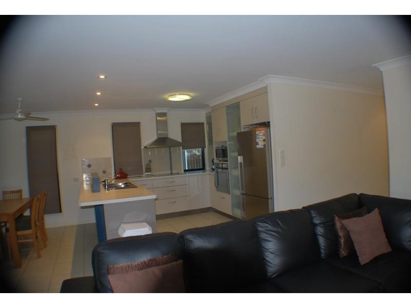 20 Kiama Avenue, Yeppoon QLD 4703