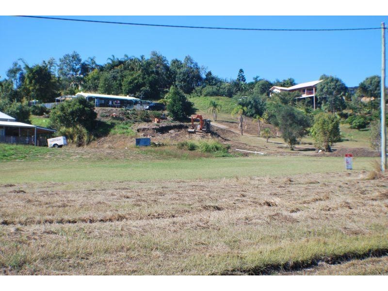 28 Pybus St, Emu Park QLD 4710