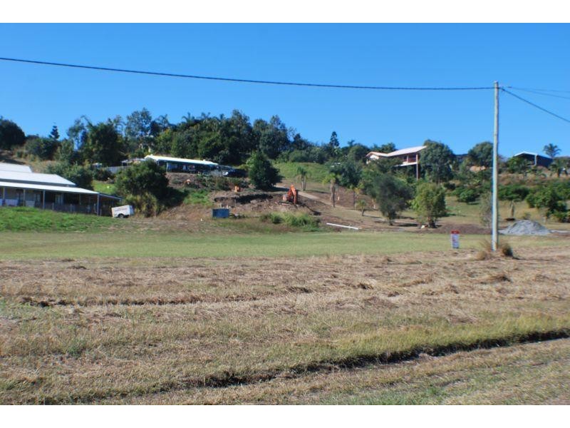 28 Pybus St, Emu Park QLD 4710