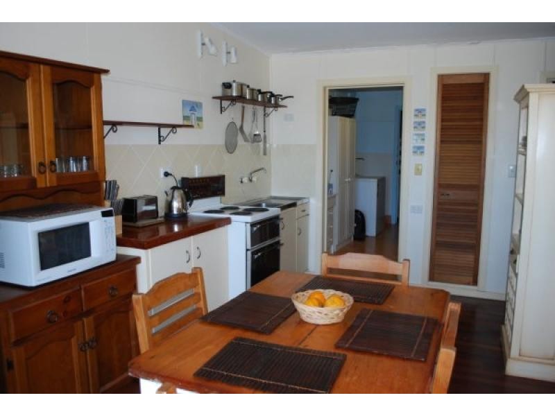 Unit 2/90 Farnborough Rd, Yeppoon QLD 4703