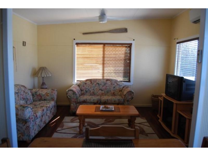 Unit 2/90 Farnborough Rd, Yeppoon QLD 4703