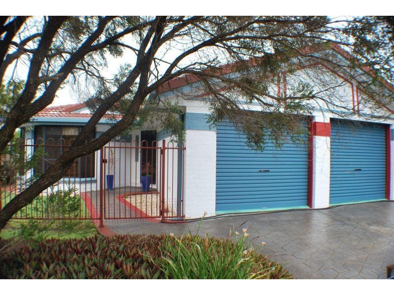 14 Antarctic St, Yeppoon QLD 4703