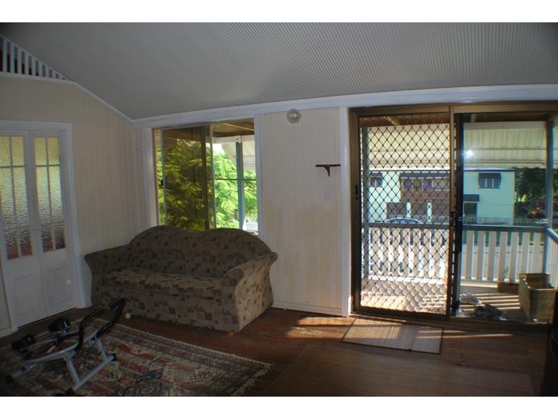 27 Ben Street, Yeppoon QLD 4703