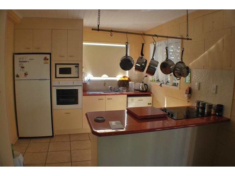 27 Ben Street, Yeppoon QLD 4703