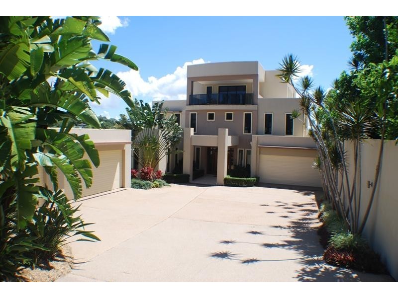30 Rosslyn St, Yeppoon QLD 4703