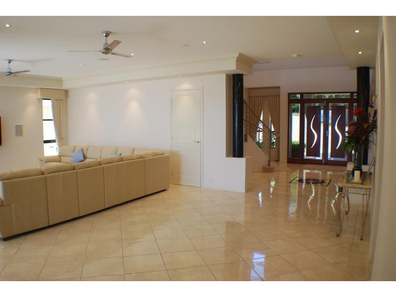 30 Rosslyn St, Yeppoon QLD 4703