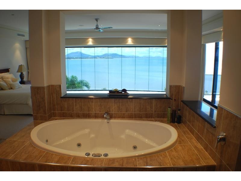 30 Rosslyn St, Yeppoon QLD 4703