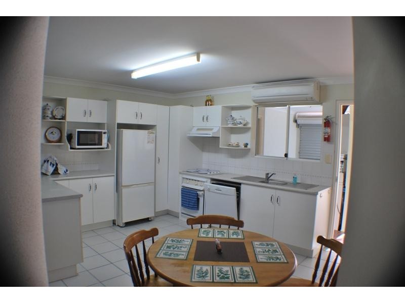 Unit 4/85 Todd Avenue, Yeppoon QLD 4703