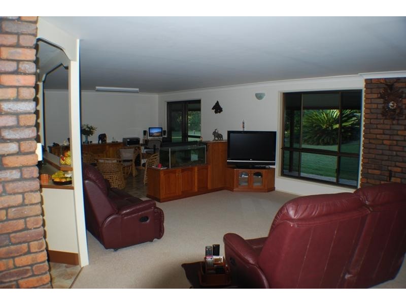 16 Pine Mountain Drive, Yeppoon QLD 4703