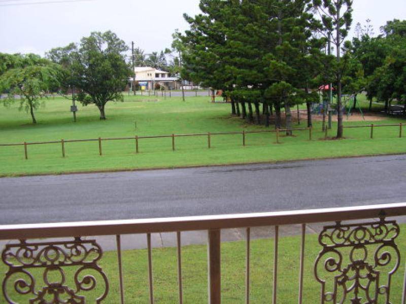 UNIT 2/40 CATHNE STREET, Cooee Bay QLD 4703