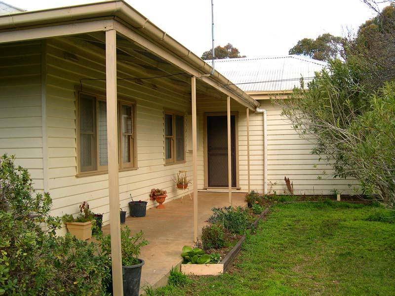 6 THOMAS ROAD, Dingee VIC 3571