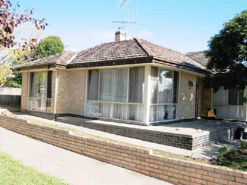38 KECK STREET, Flora Hill VIC 3550