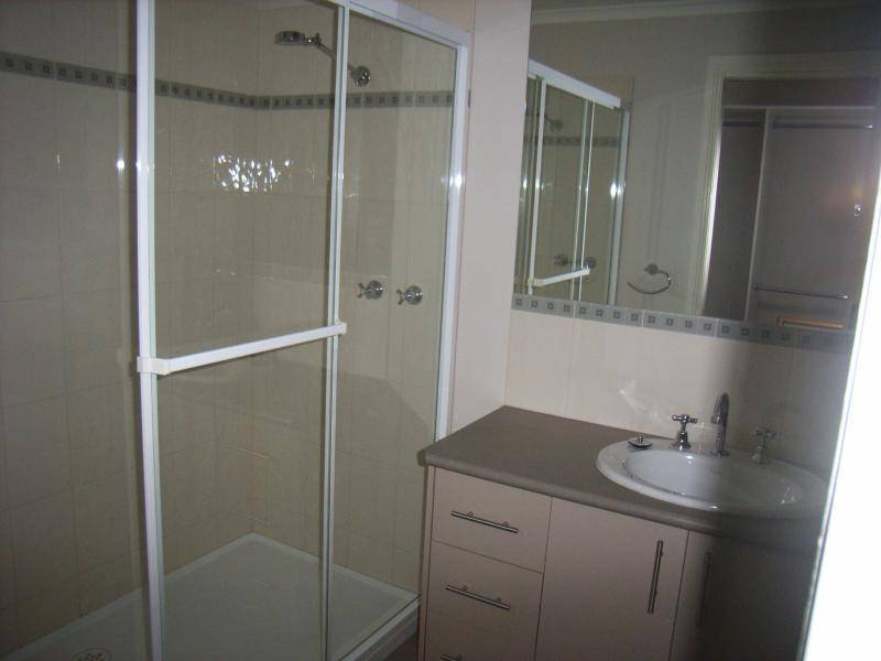 4 ALEXANDER CLOSE, Strathfieldsaye VIC 3551