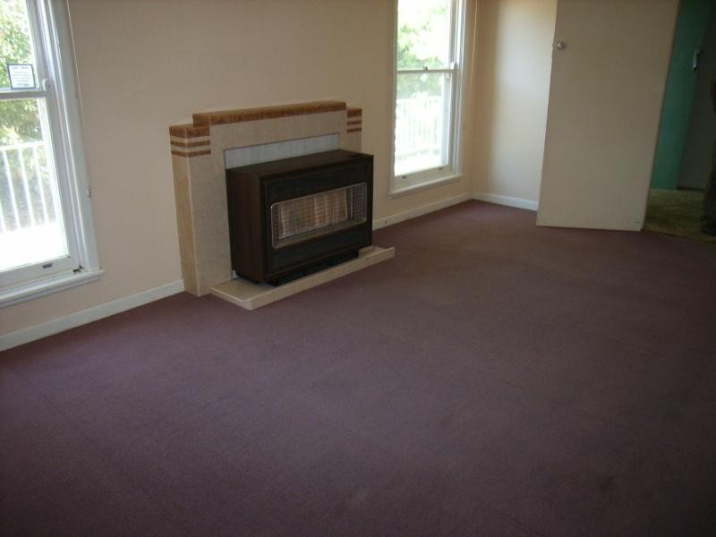 33 MAFEKING STREET SOUTH, Kennington VIC 3550