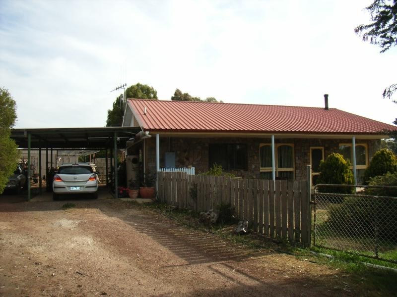 15 AIREY STREET, Huntly VIC 3551