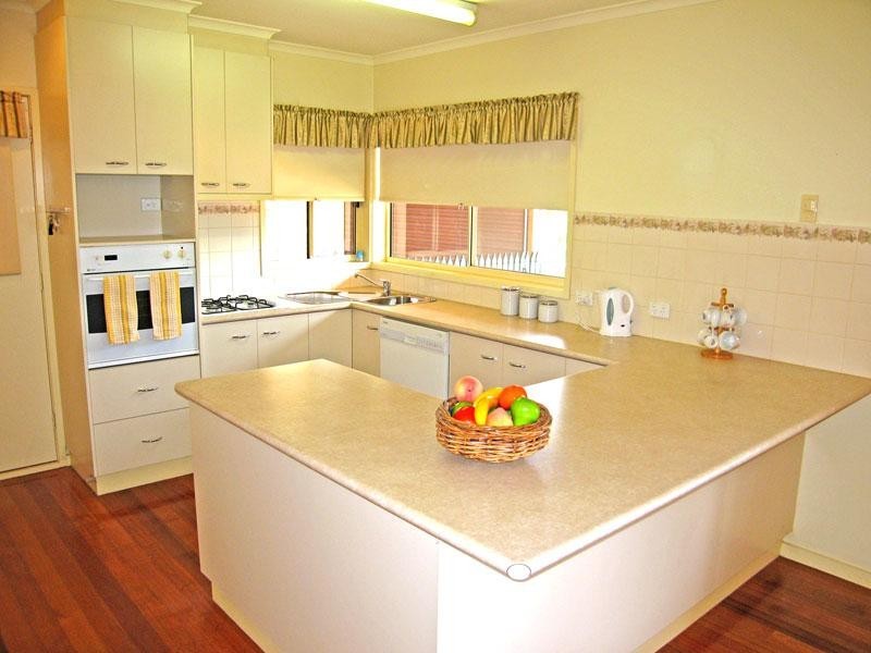 4 Bonnie Brae Court, Spring Gully VIC 3550