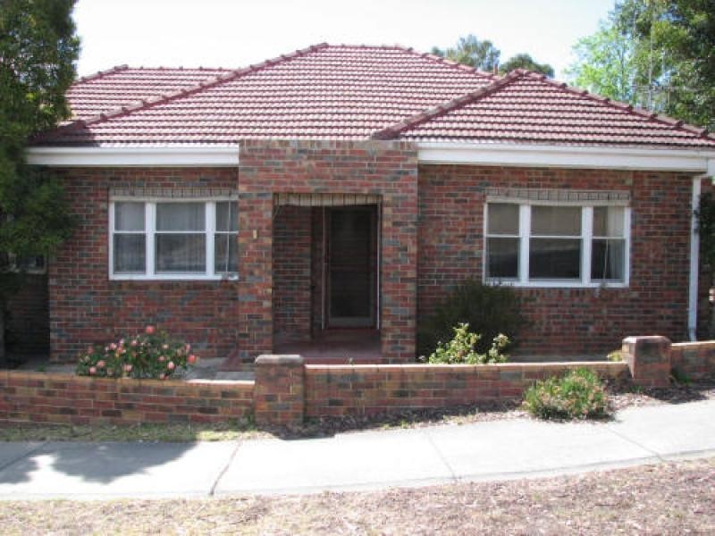 1 HOWARD STREET, Quarry Hill VIC 3550