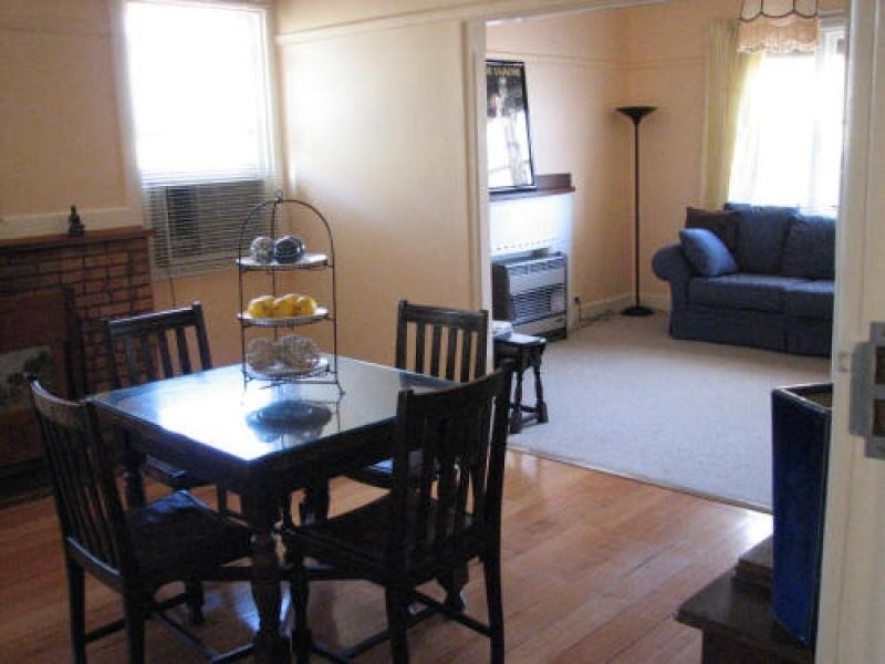 1 HOWARD STREET, Quarry Hill VIC 3550