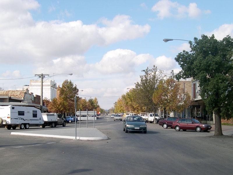 9A, 9B and 9 C High Street, Charlton VIC 3525